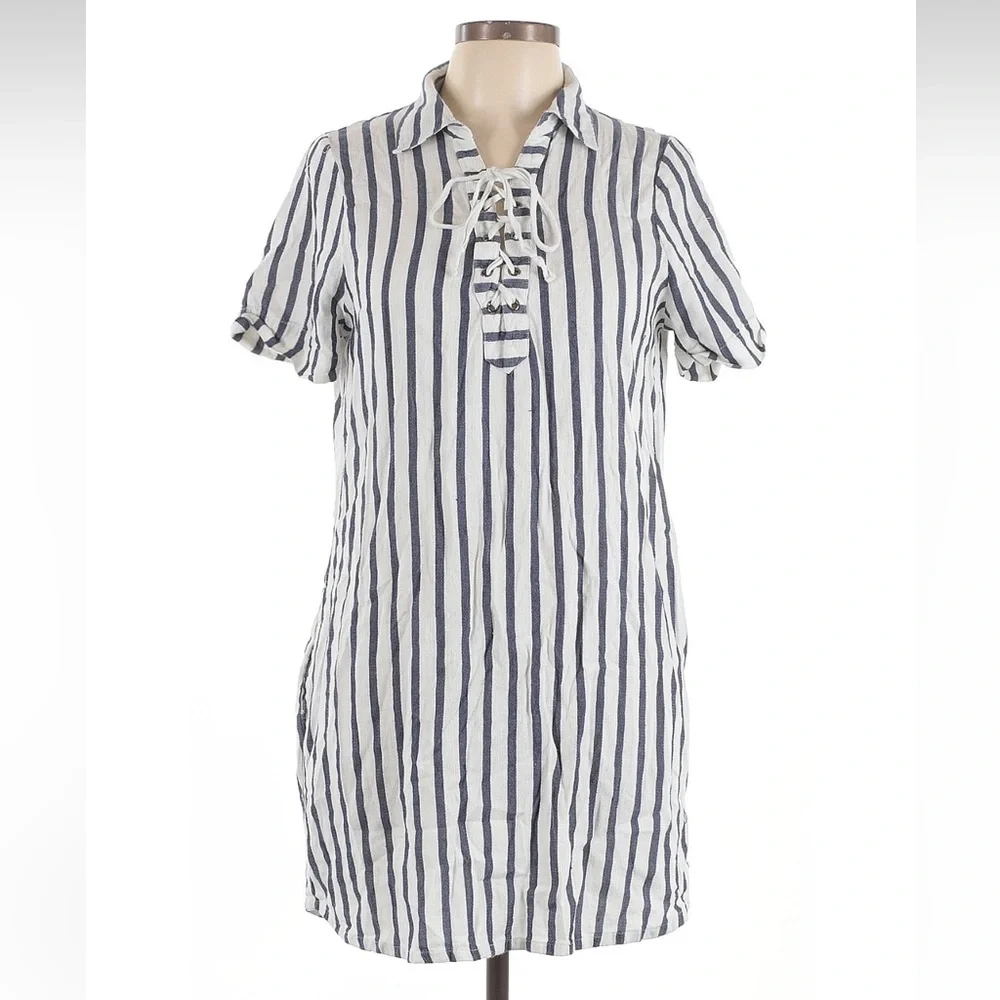Miss Me Dress - Picture 2 of 11